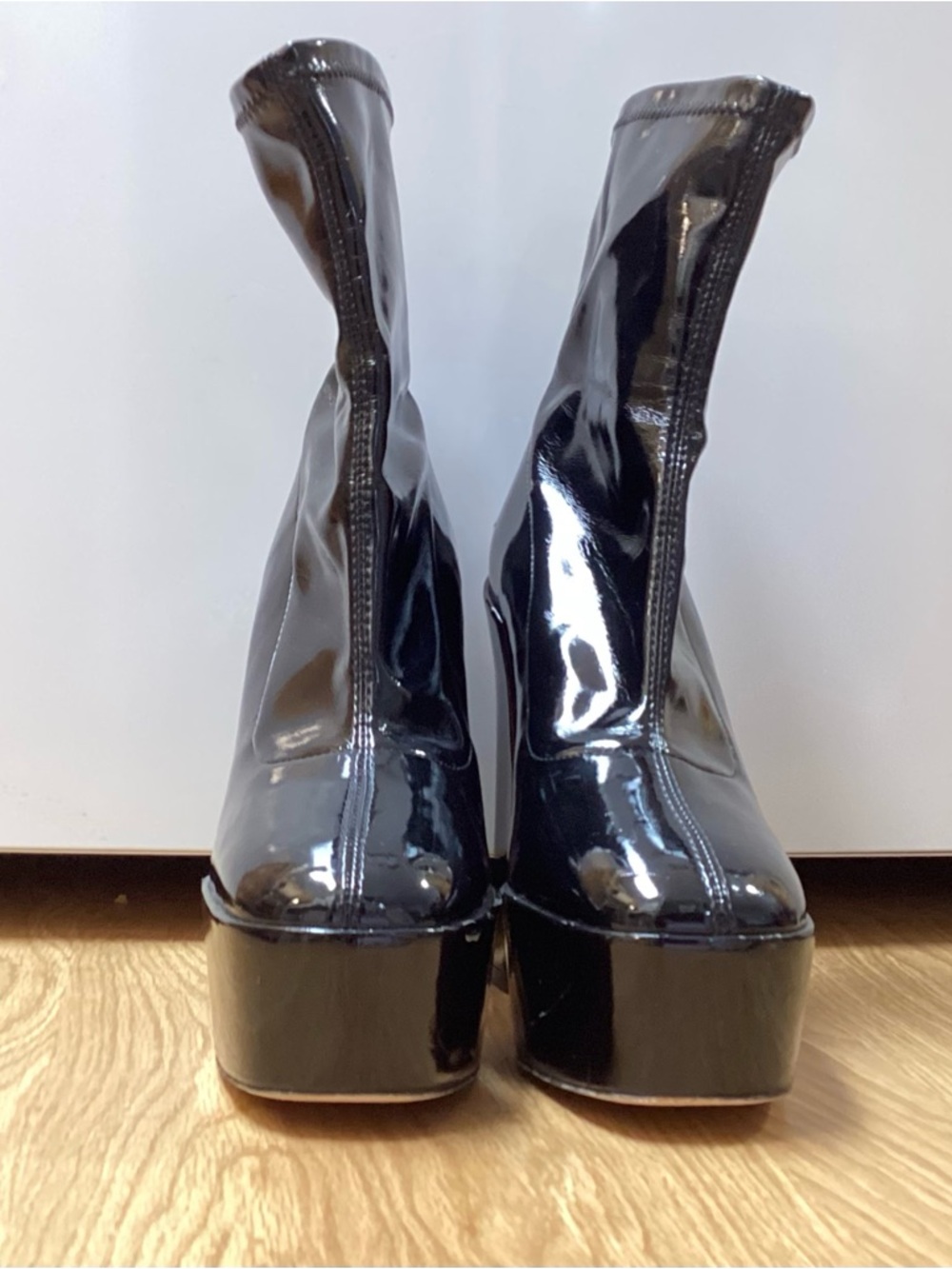 Stuart Weitzman Black Faux Patent Leather
Platform Block Heel Size 8.5 Boots